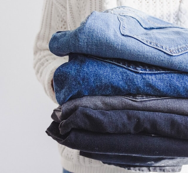 best jeans to hide muffin top